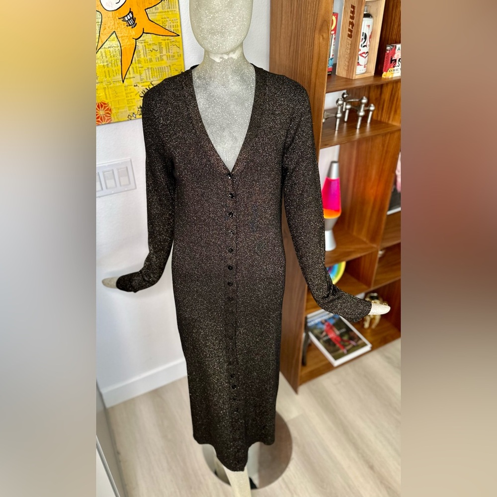 Tart Collection Women’s Black/Gold Long Sleeve Sweater Maxi. Size Large